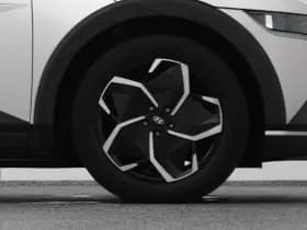 Hyundai IONIQ 5 style 58 kwh camera adaptive keyless thumbnail 42