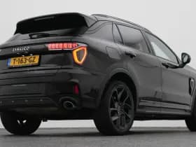 Lynk & 01 1 5 plug in hybrid 360 black zwarte hemel nld auto thumbnail 16