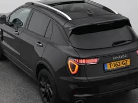 Lynk & 01 1 5 plug in hybrid 360 black zwarte hemel nld auto thumbnail 25