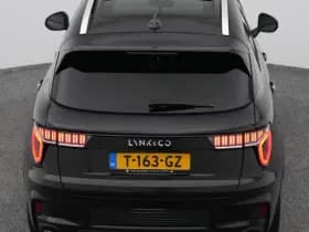 Lynk & 01 1 5 plug in hybrid 360 black zwarte hemel nld auto thumbnail 28