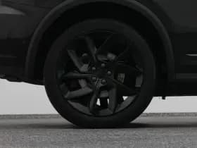 Lynk & 01 1 5 plug in hybrid 360 black zwarte hemel nld auto thumbnail 39