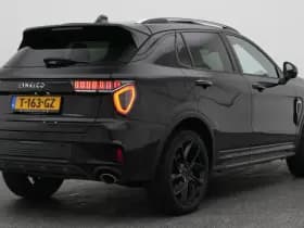 Lynk & 01 1 5 plug in hybrid 360 black zwarte hemel nld auto thumbnail 6
