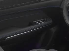 Lynk & 01 1 5 plug in hybrid 360 black zwarte hemel nld auto thumbnail 11