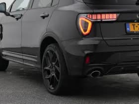 Lynk & 01 1 5 plug in hybrid 360 black zwarte hemel nld auto thumbnail 18
