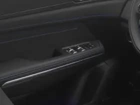 Lynk & 01 1 5 plug in hybrid 360 black zwarte hemel stuurverwarming nld auto thumbnail 11