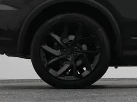 Lynk & 01 1 5 plug in hybrid 360 black zwarte hemel stuurverwarming nld auto thumbnail 39