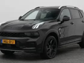 Lynk & 01 1 5 plug in hybrid 360 black zwarte hemel stuurverwarming nld auto