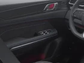 Lynk & 01 1 5 plug in hybrid 360 black zwarte hemel stuurverwarming nld auto thumbnail 11