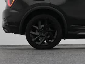 Lynk & 01 1 5 plug in hybrid 360 black zwarte hemel stuurverwarming nld auto thumbnail 80