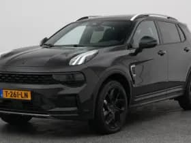 Lynk & 01 1 5 plug in hybrid 360 black zwarte hemel nld auto