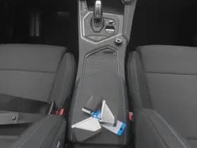 Lynk & 01 1 5 plug in hybrid 360 black zwarte hemel nld auto thumbnail 12