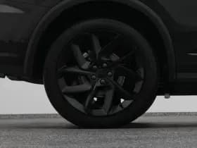 Lynk & 01 1 5 plug in hybrid 360 black zwarte hemel nld auto thumbnail 40