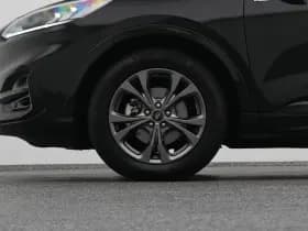 Ford Kuga 2 5 fhev st line camera keyless carplay thumbnail 39