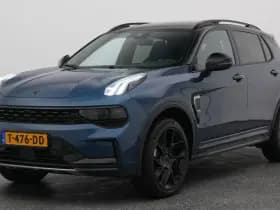 Lynk & 01 1 5 plug in hybrid 360 black zwarte hemel nld auto