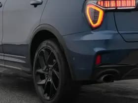 Lynk & 01 1 5 plug in hybrid 360 black zwarte hemel nld auto thumbnail 18