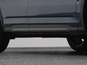 Lynk & 01 1 5 plug in hybrid 360 black zwarte hemel nld auto thumbnail 36