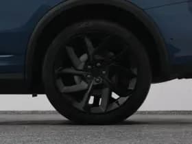 Lynk & 01 1 5 plug in hybrid 360 black zwarte hemel nld auto thumbnail 38