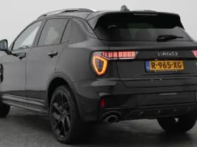 Lynk & 01 1 5 plug in hybrid 360 black nld auto thumbnail 5