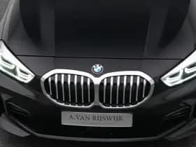 BMW 1-serie serie 116i automaat m sport camera navi thumbnail 30