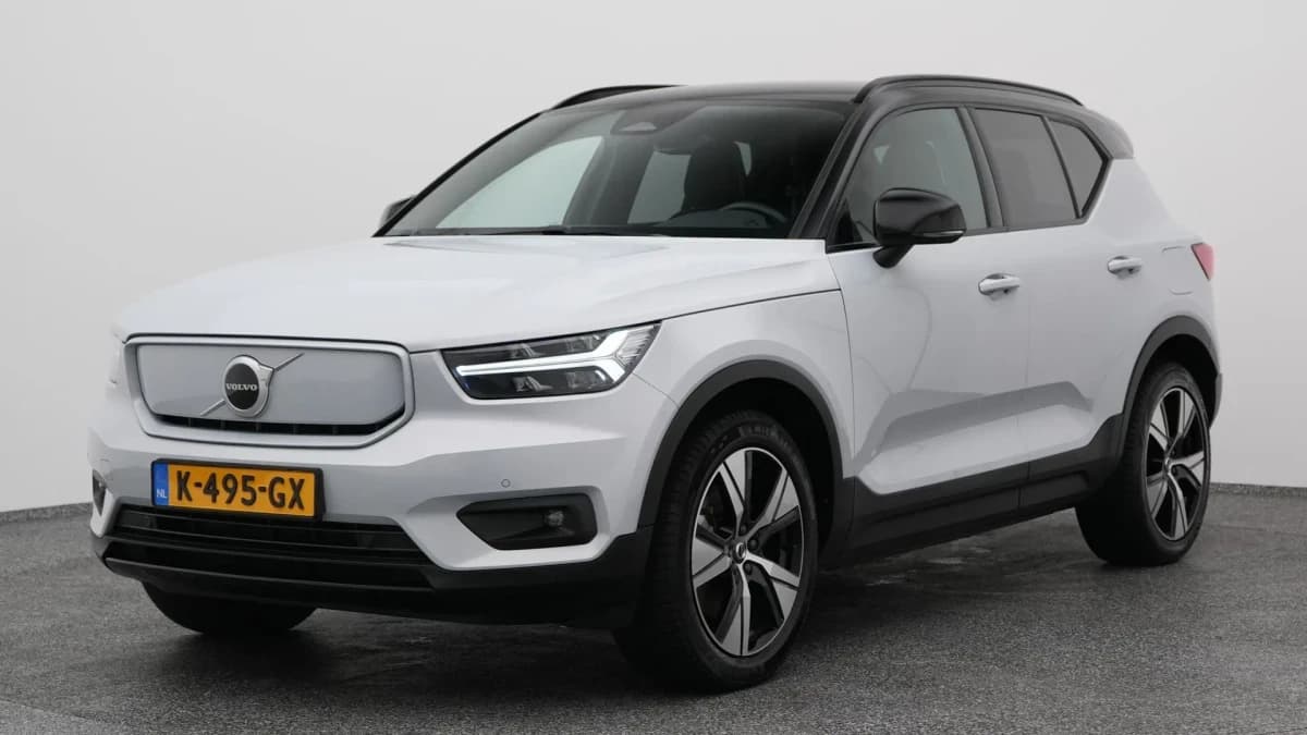 Volvo XC40 recharge p8 awd r design camera adaptive h k stoel en stuurverw — foto 1