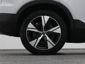 Volvo XC40 recharge p8 awd r design camera adaptive h k stoel en stuurverw thumbnail 40