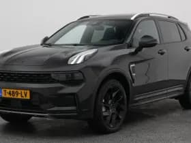 Lynk & 01 1 5 plug in hybrid 360 black zwarte hemel nld auto