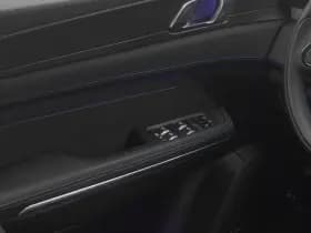 Lynk & 01 1 5 plug in hybrid 360 black zwarte hemel nld auto thumbnail 11