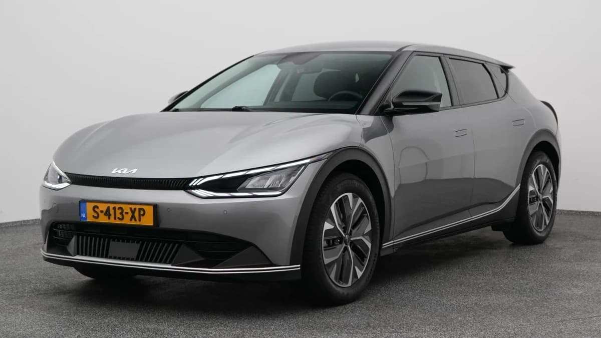 Kia EV6 air 58 kwh camera adaptive keyless stoel en stuurverw — foto 1