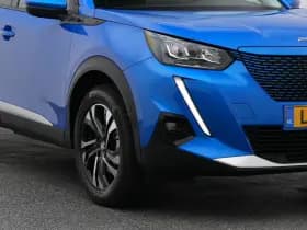 Peugeot E-2008 2008 ev blue lease allure 50 kwh camera carplay stoelverwarming thumbnail 18