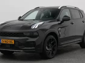 Lynk & 01 1 5 plug in hybrid 360 black zwarte hemel nld auto