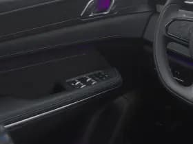 Lynk & 01 1 5 plug in hybrid 360 black zwarte hemel nld auto thumbnail 11