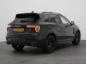 Lynk & 01 1 5 plug in hybrid 360 black zwarte hemel nld auto thumbnail 6