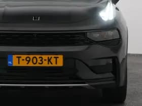 Lynk & 01 1 5 plug in hybrid 360 black zwarte hemel nld auto thumbnail 19