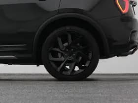 Lynk & 01 1 5 plug in hybrid 360 black zwarte hemel nld auto thumbnail 38