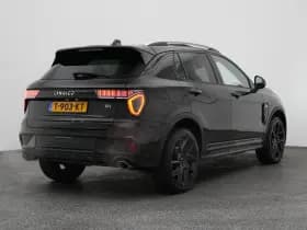 Lynk & 01 1 5 plug in hybrid 360 black zwarte hemel nld auto thumbnail 6