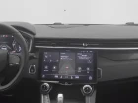 Lynk & 01 1 5 plug in hybrid 360 black zwarte hemel nld auto thumbnail 8