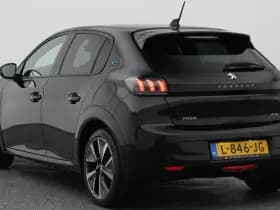 Peugeot E-208 208 ev gt pack 50 kwh stoelverw navi thumbnail 6