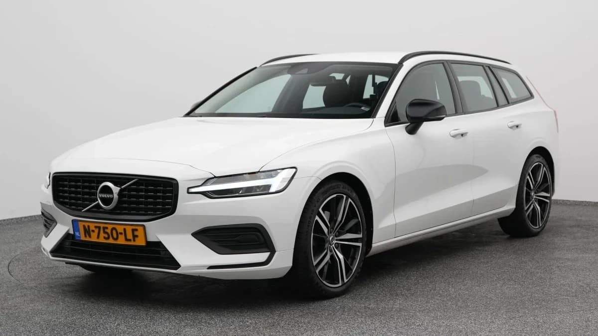 Volvo V60 2 0 b3 momentum advantage cruise trekhaak — foto 1