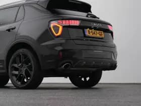 Lynk & 01 1 5 plug in hybrid 360 black nld auto thumbnail 22