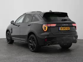 Lynk & 01 1 5 plug in hybrid 360 black nld auto thumbnail 5