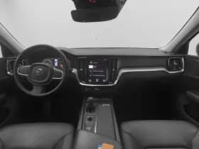 Volvo V60 2 0 b3 momentum advantage camera leder thumbnail 3