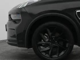 Lynk & 01 1 5 plug in hybrid 360 black zwarte hemel nld auto thumbnail 21