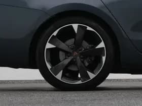 CUPRA Leon sportstourer 1 4 e hybrid business adaptive camera stoelverw trekhaak thumbnail 41