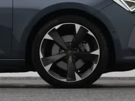 CUPRA Leon sportstourer 1 4 e hybrid business adaptive camera stoelverw trekhaak thumbnail 42