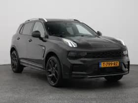 Lynk & 01 1 5 plug in hybrid 360 black zwarte hemel nld auto thumbnail 2