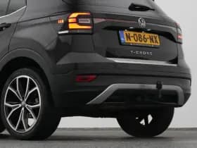 Volkswagen T-Cross cross 1 0 tsi r line virtual adaptive stoelverw trekhaak thumbnail 22