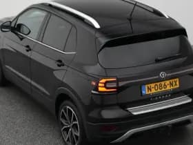 Volkswagen T-Cross cross 1 0 tsi r line virtual adaptive stoelverw trekhaak thumbnail 25