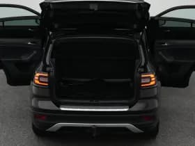 Volkswagen T-Cross cross 1 0 tsi r line virtual adaptive stoelverw trekhaak thumbnail 29