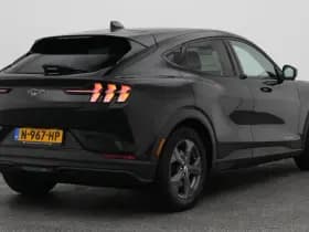 Ford Mustang mach e rwd 75 kwh stoelverw leder 360 adaptive thumbnail 7