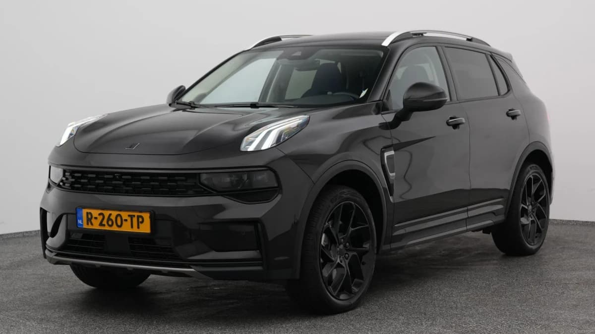 Lynk & Co 01 — foto 1